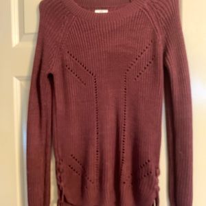 Maroon sweater